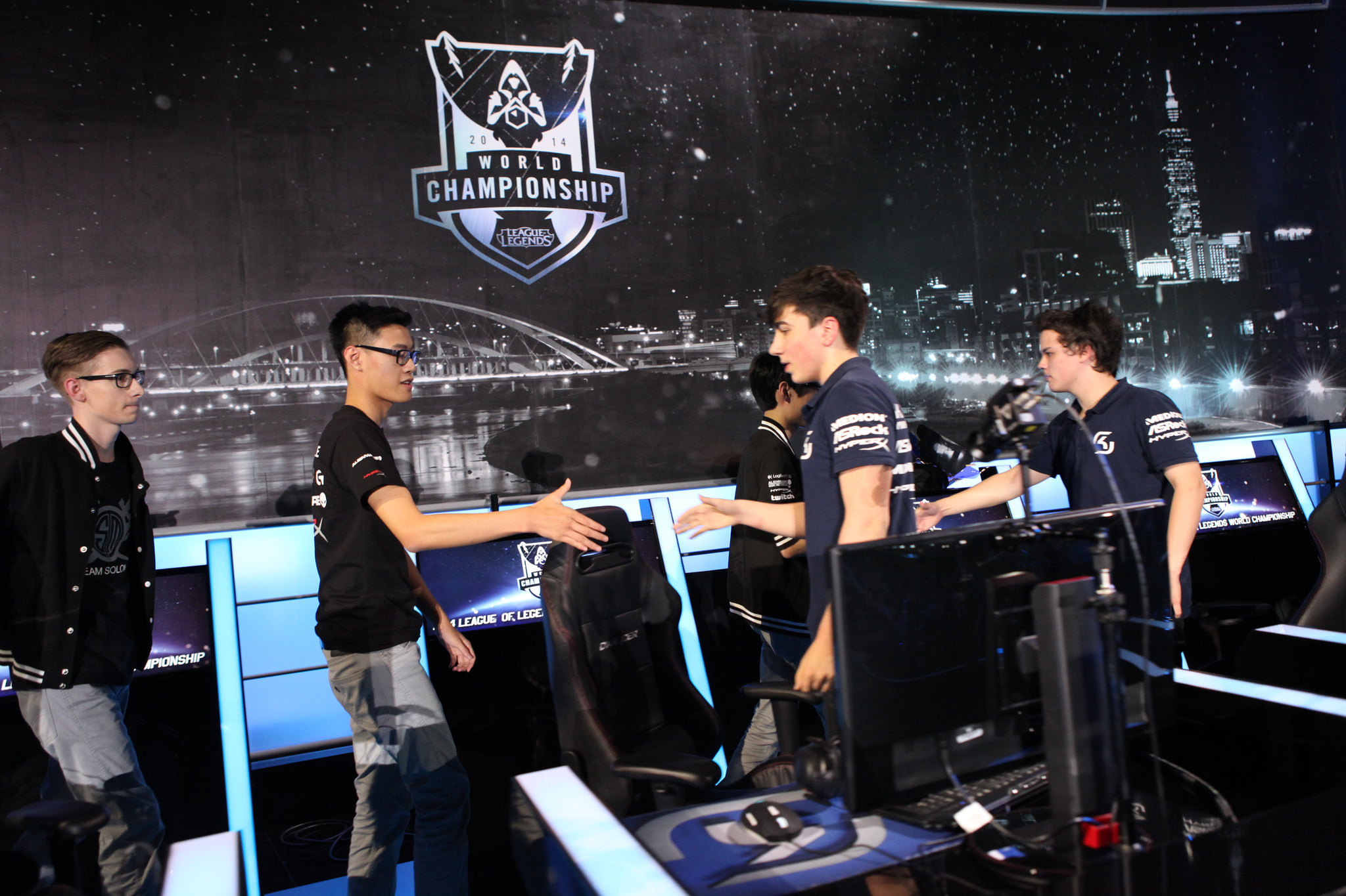 WBG战队承载LPL赛区希望，TheShy率队迎战LCK强队角逐全球总决赛-雷火竞技